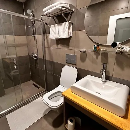 Nayada Spa Ξενοδοχείο *