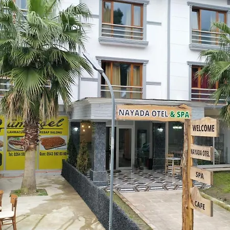 Nayada Spa *