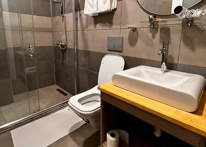 Nayada Spa فندق *