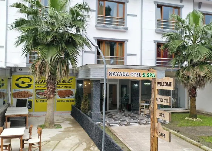 Nayada Spa *